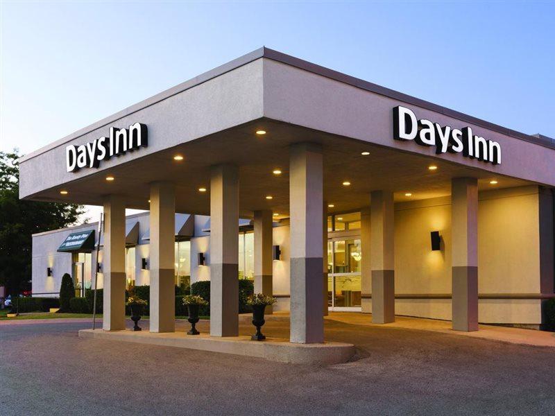Days Inn By Wyndham Londýn Exteriér fotografie