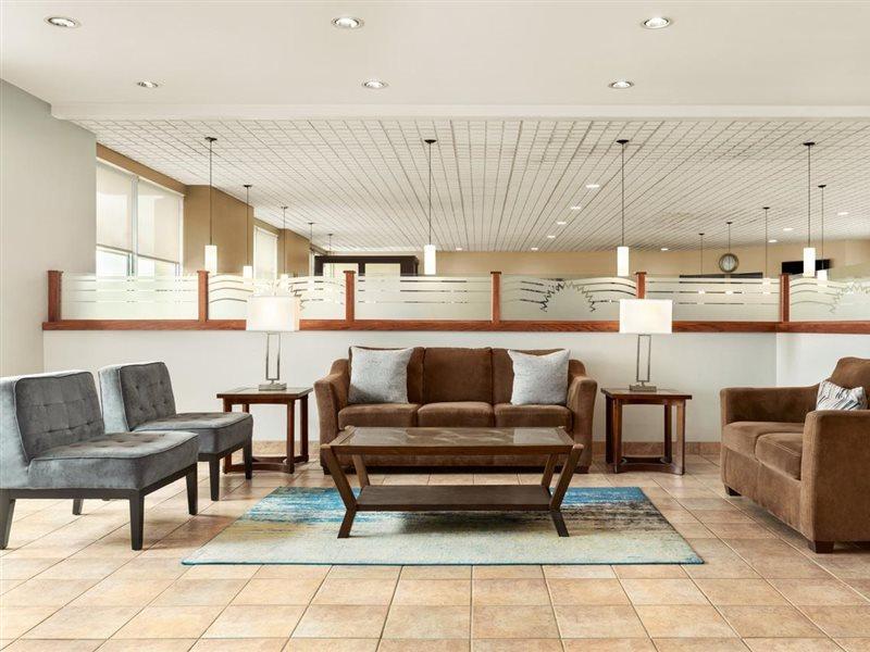 Days Inn By Wyndham Londýn Exteriér fotografie